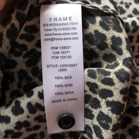 Gorgeous frame animal print silk blouse. Size M NWOT - Picture 10 of 10